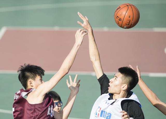 这些人都是认识的，所以就想拍。